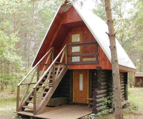 Campsite Kuuli Puhkemajad *