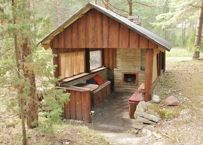 Kuuli Puhkemajad Campsite Tagaranna