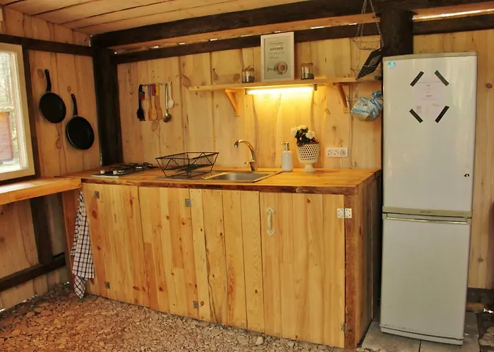 Kuuli Puhkemajad Campsite Tagaranna